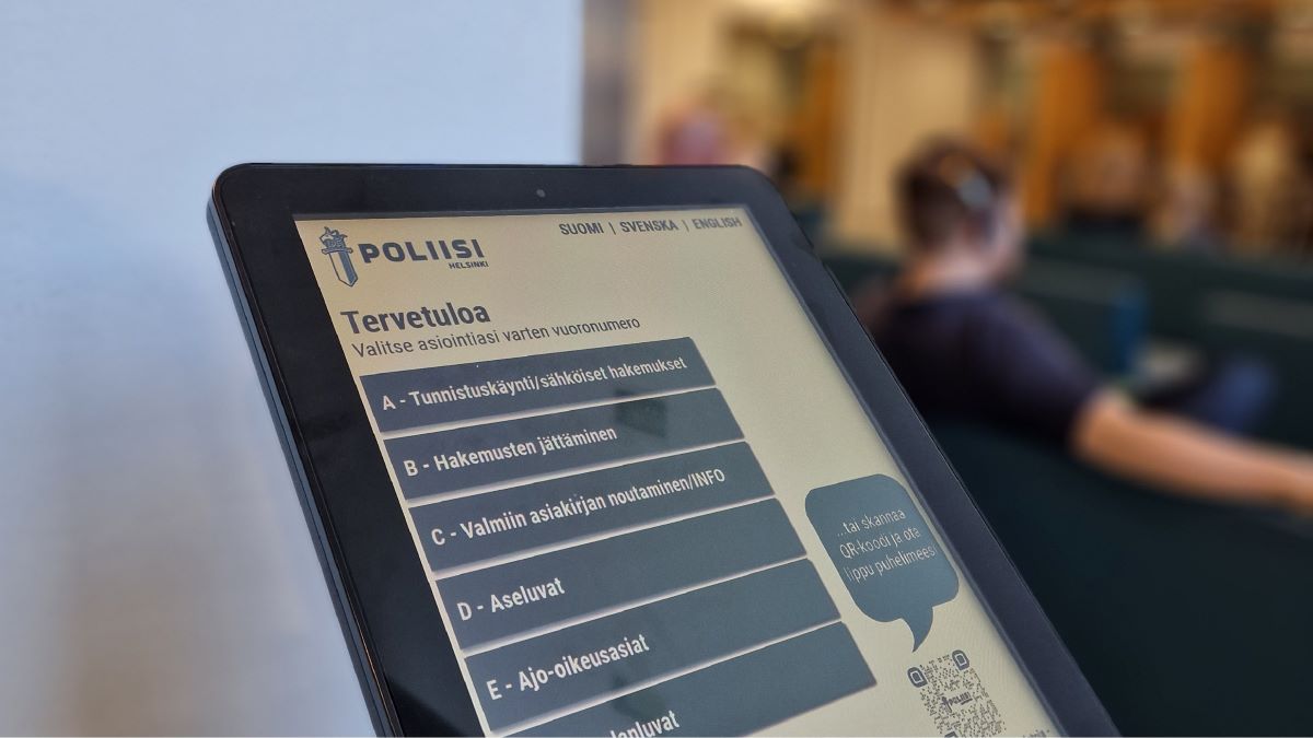 Shift number device in the police permit lobby.