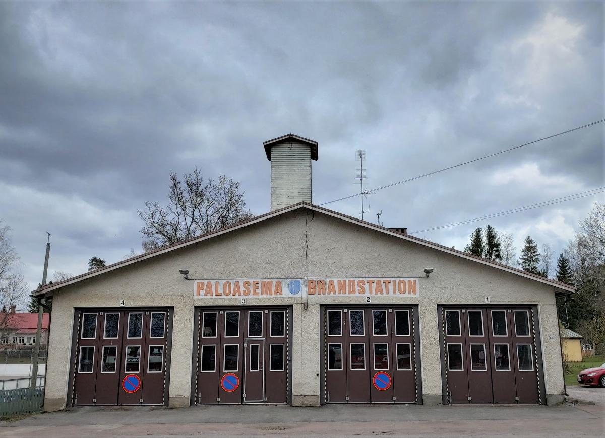 Lappträsk halvordinarie brandkårs stationsbyggnad.